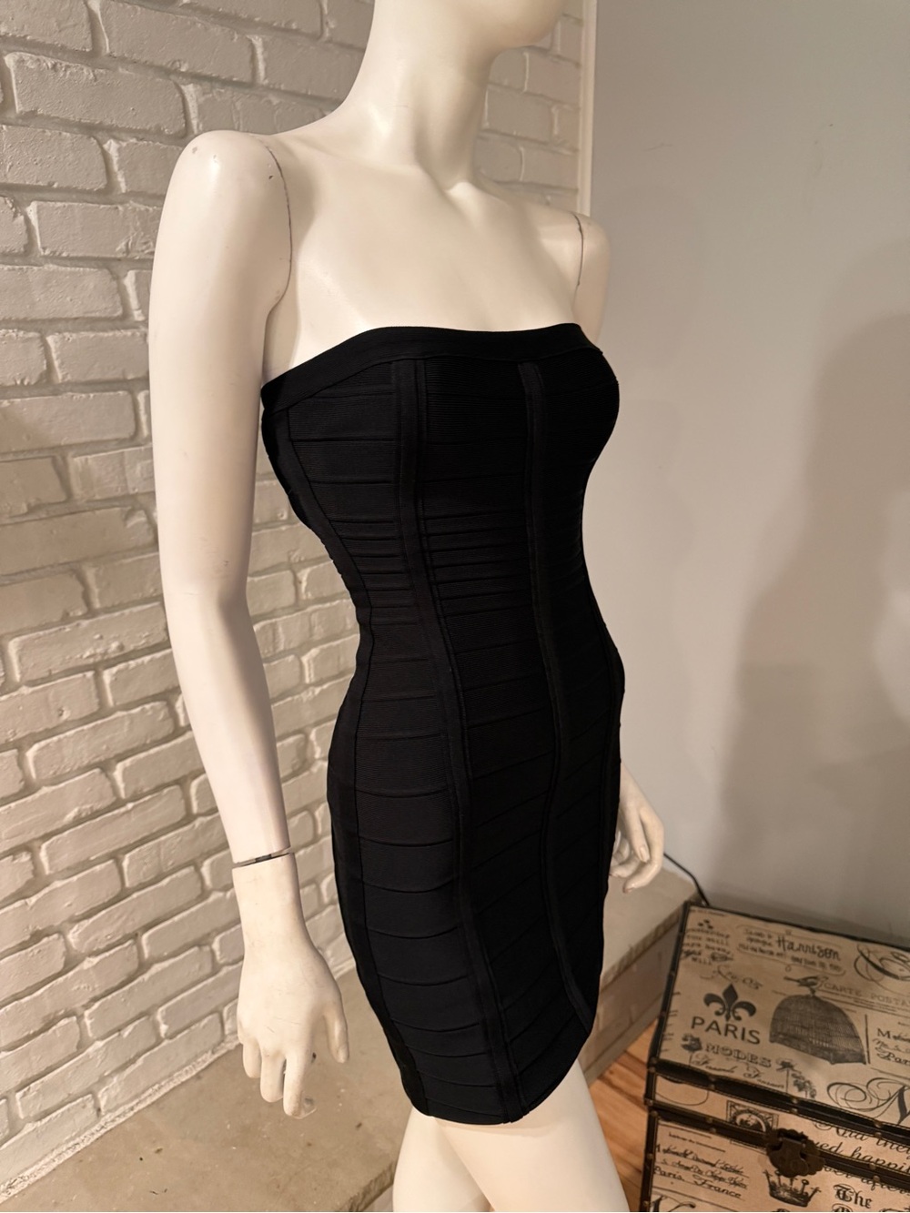 Hervé Léger Black Strapless Bandage Bodycon Mini Dress Size Small - Picture 3 of 15